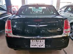 کرایسلەر 300
